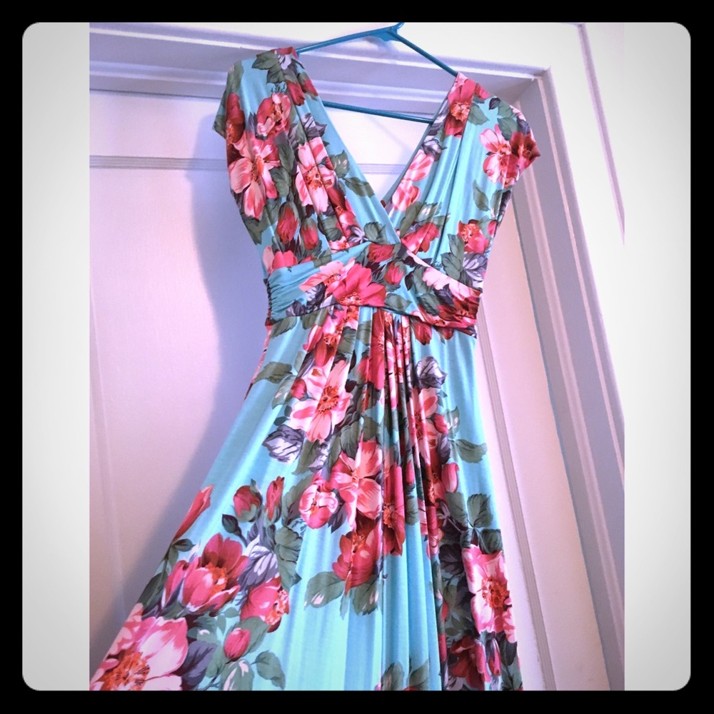 Turquoise Floral Maxi Dress by Iman Size Small